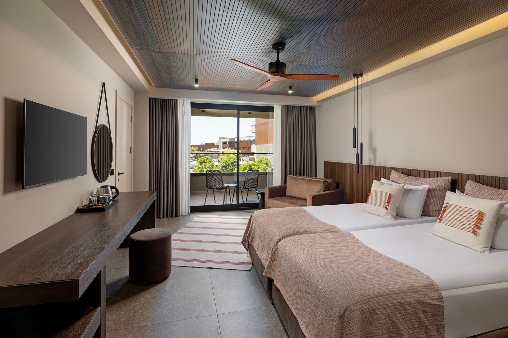 Jacaranda Luxury