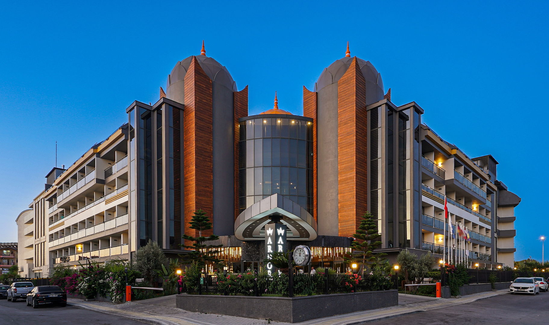 Arnor De Luxe Hotel & Spa