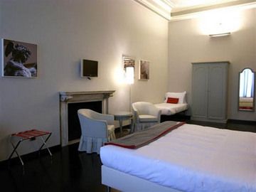 Hotel Rosso 23