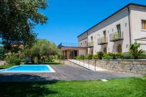 Alimunera Hotel