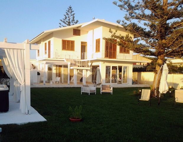 Suite Beach B&B and Club