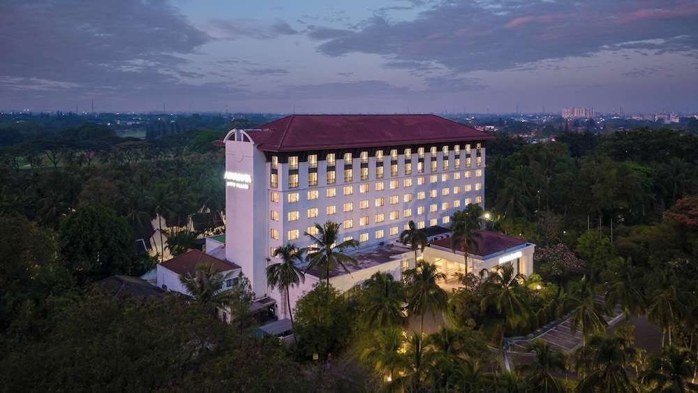 Aryaduta Lippo Village
