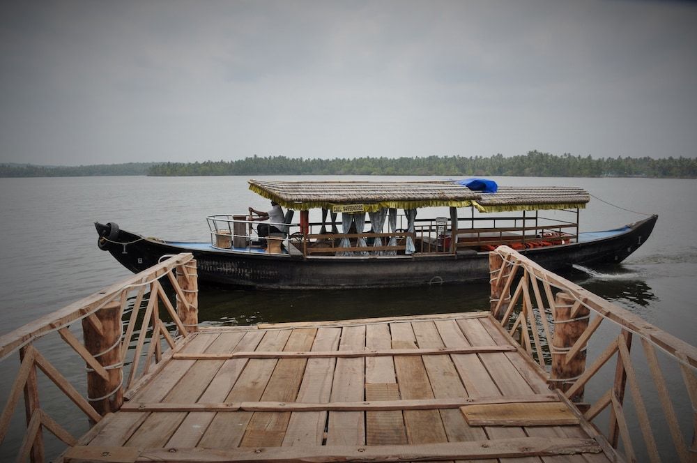 Lake Palace Hotel Trivandrum