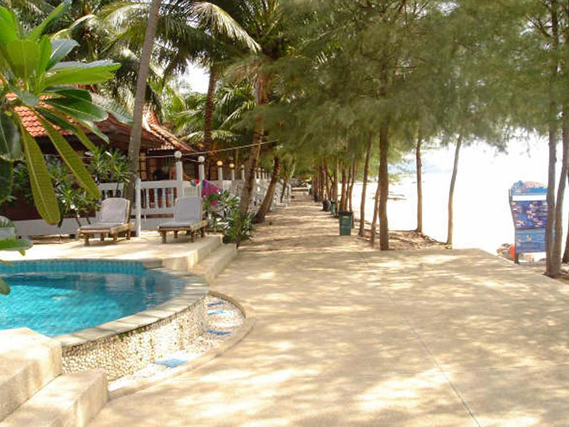 Supar Royal Beach