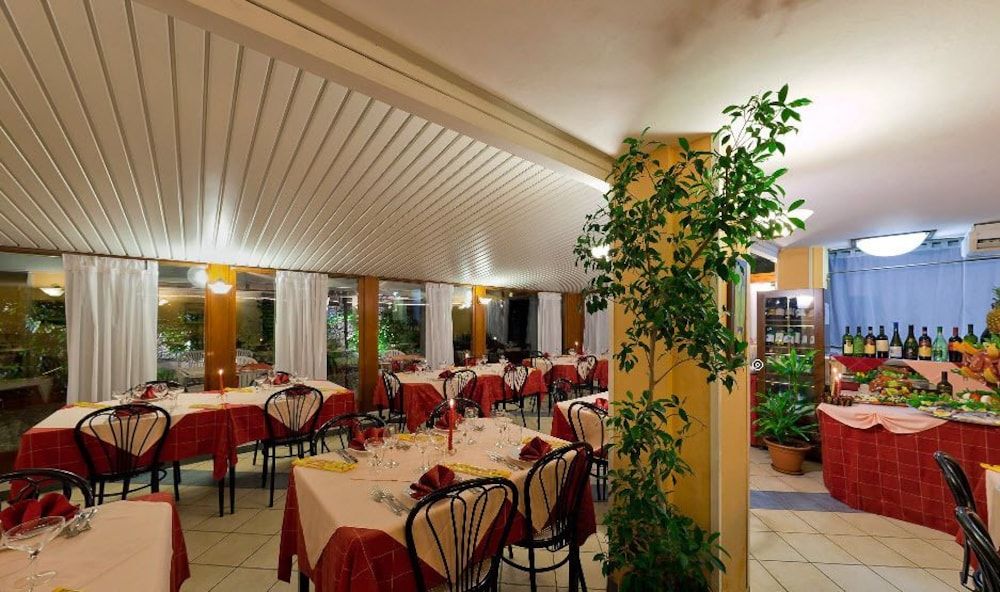 Real Park Hotel