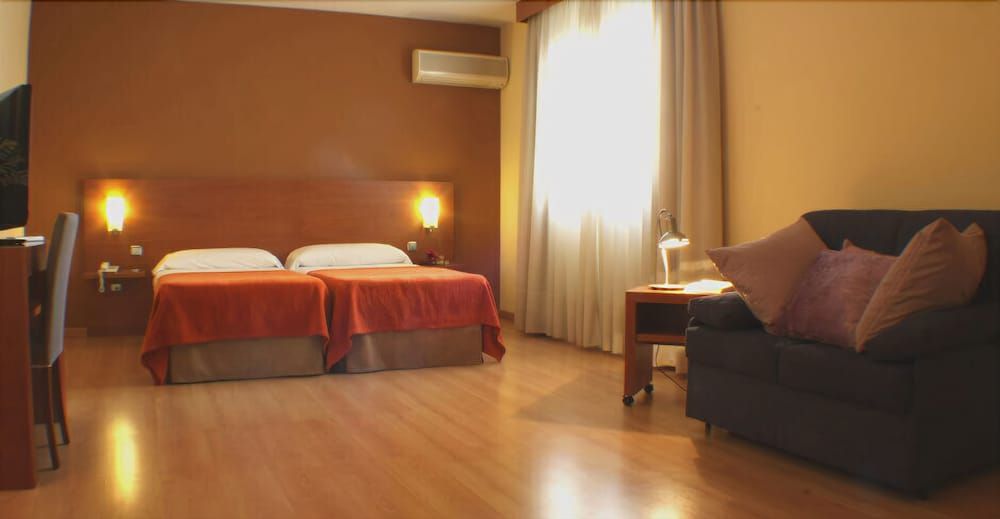 Hostel Torre Monreal