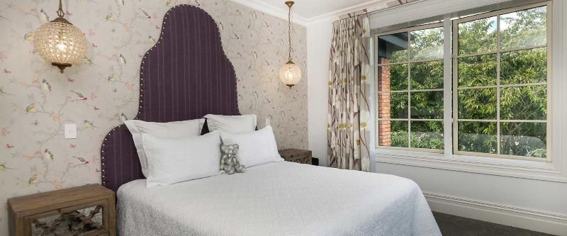 Henley Hotel