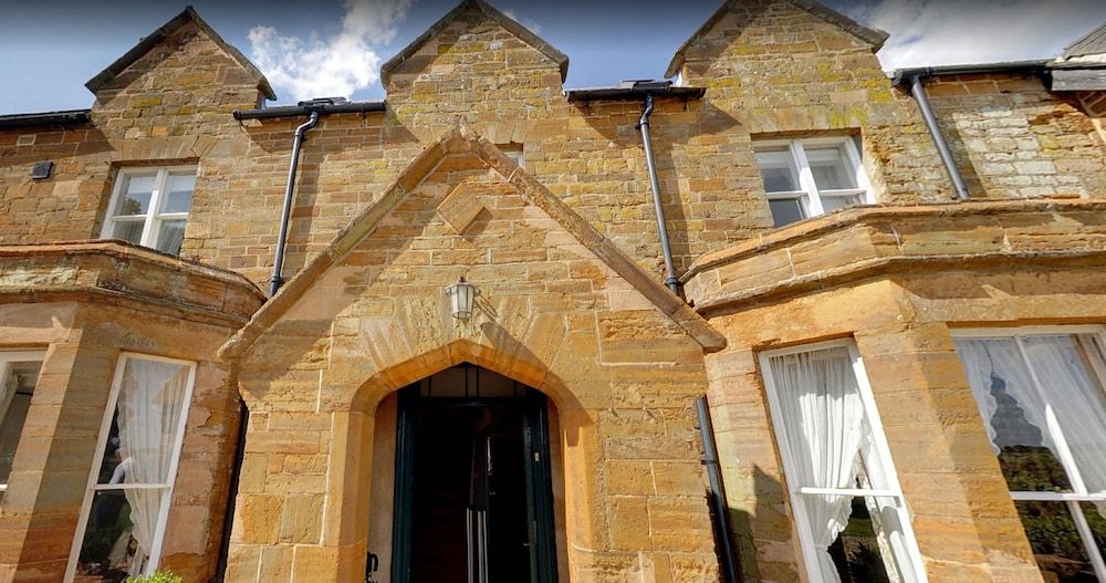 Brampton Grange