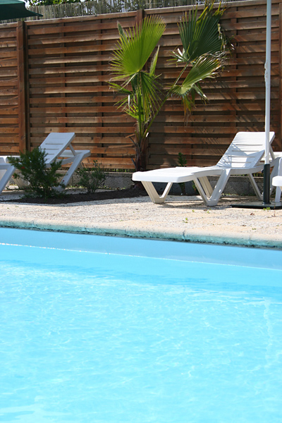 Carnac Lodge & Hotel
