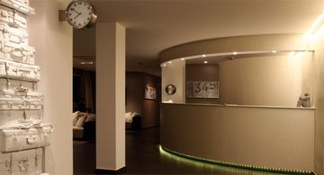 Ferro Hotel