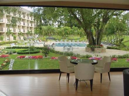 Irazu Hotel & Studios