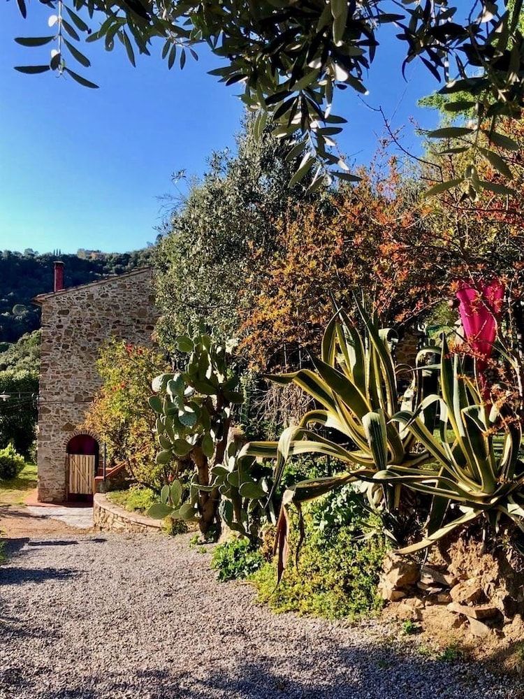 La Polveriera Home