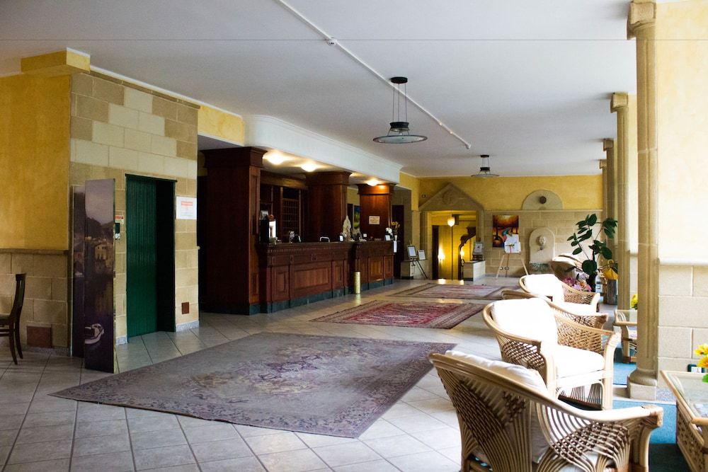 Hotel Salus