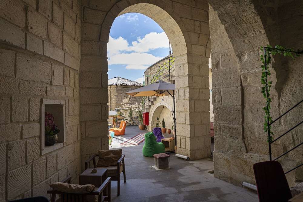 Feris Cave Hotel