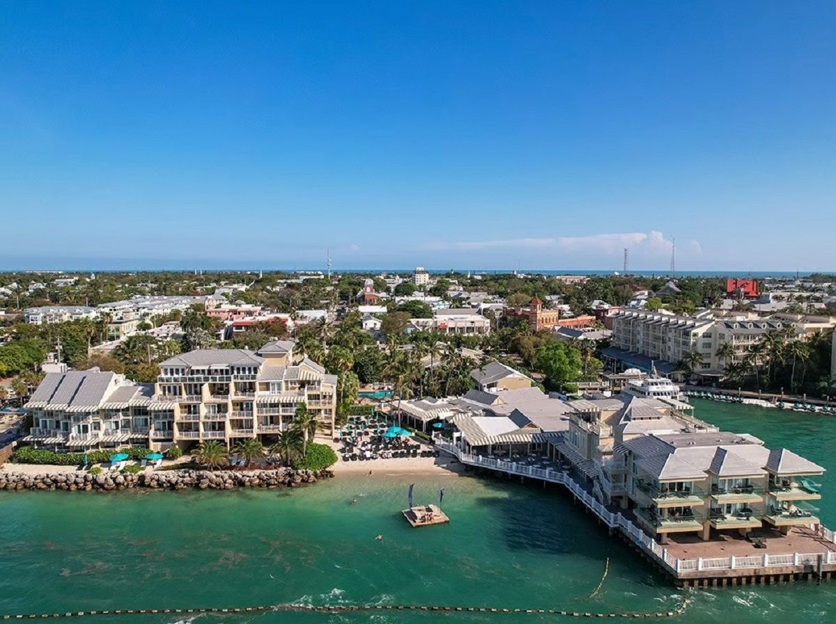 Pier House Resort &  Spa