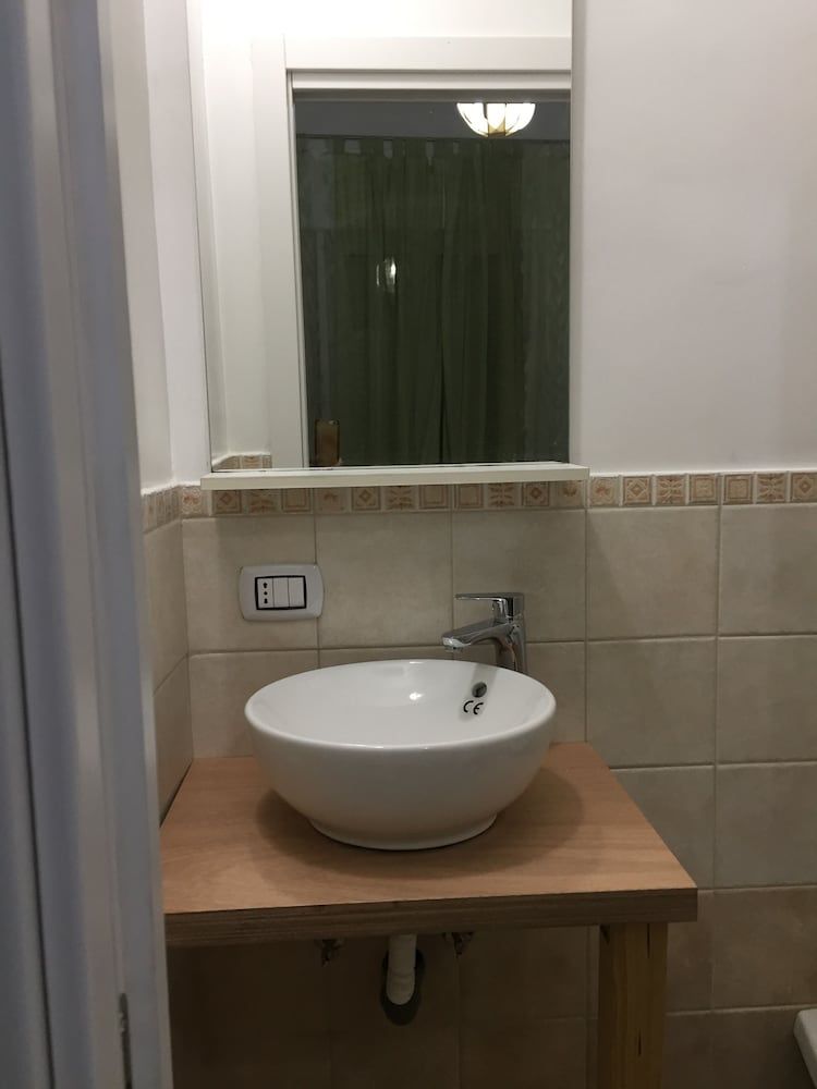 In Canoa Inn