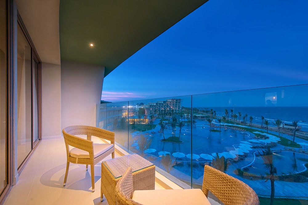 FLC Luxury Hotel Samson