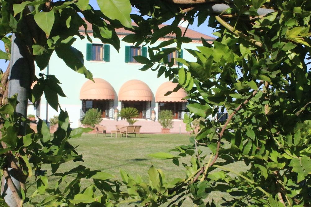 Villa Saraceni Bed & Breakfast Adults Only