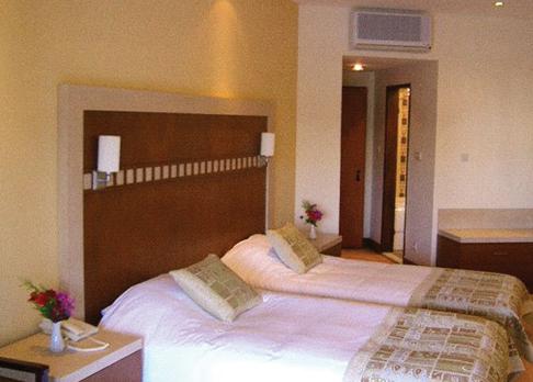 Green Beach Resort