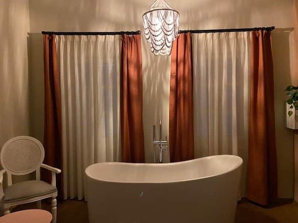Noa's Boutique Hotel