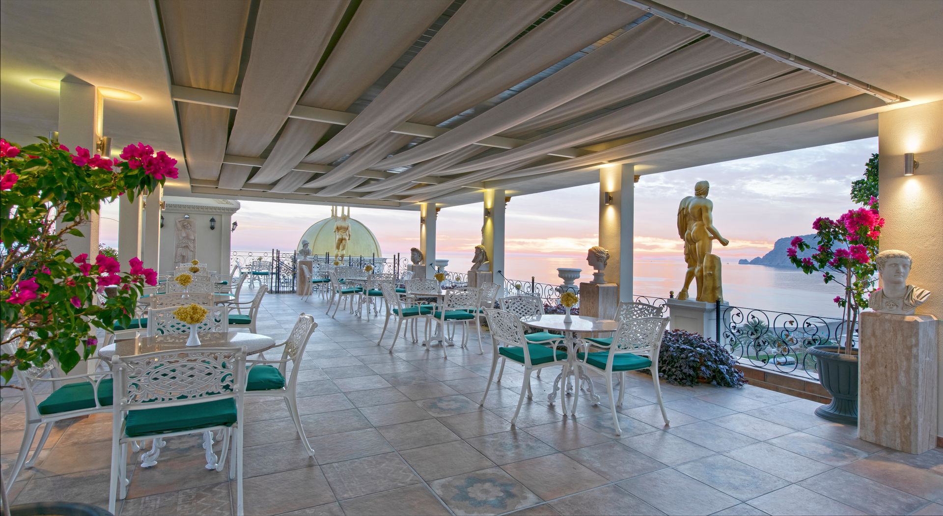 Antique Roman Palace Museum Hotel