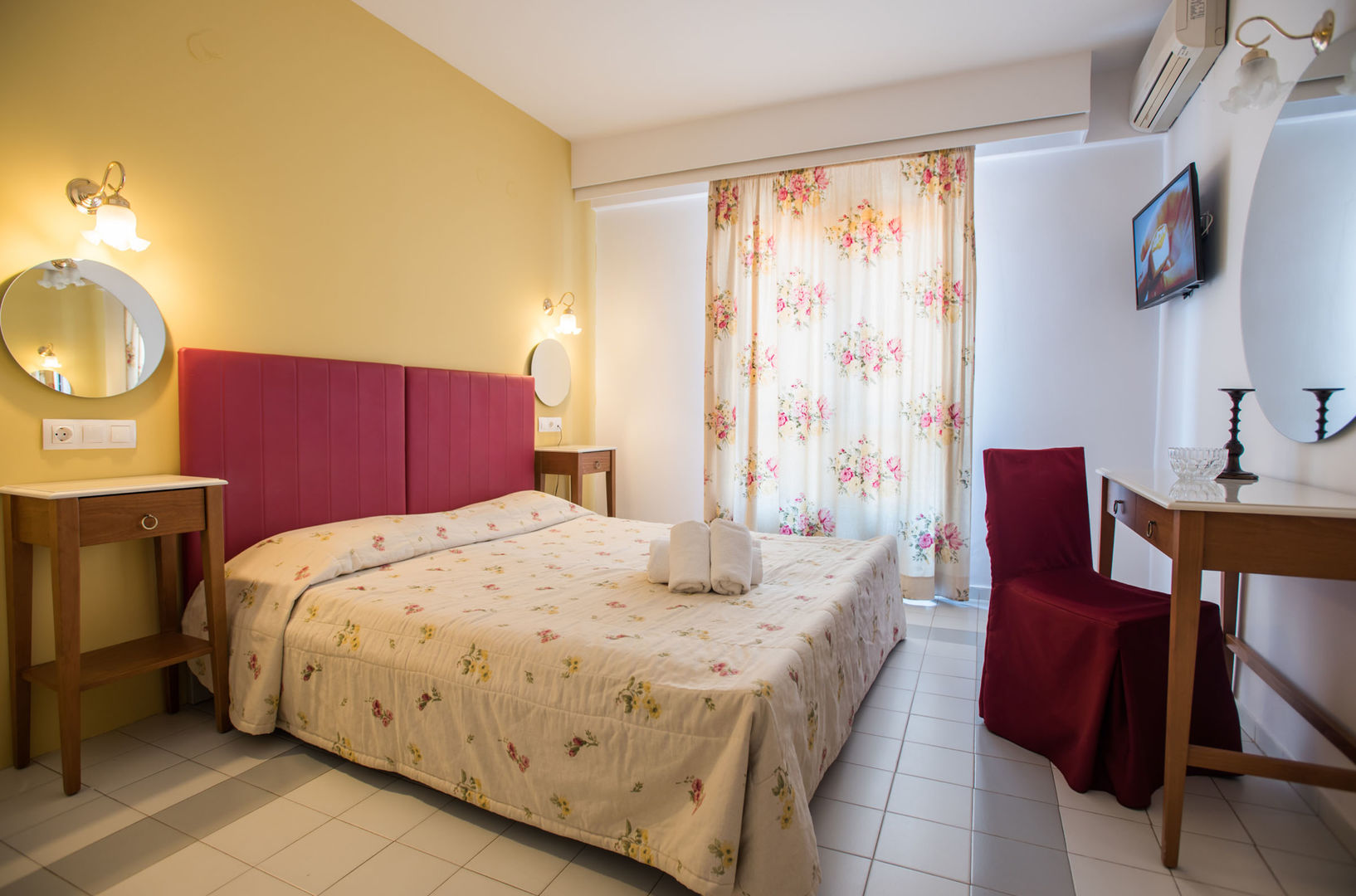Nami Hotel & Suites