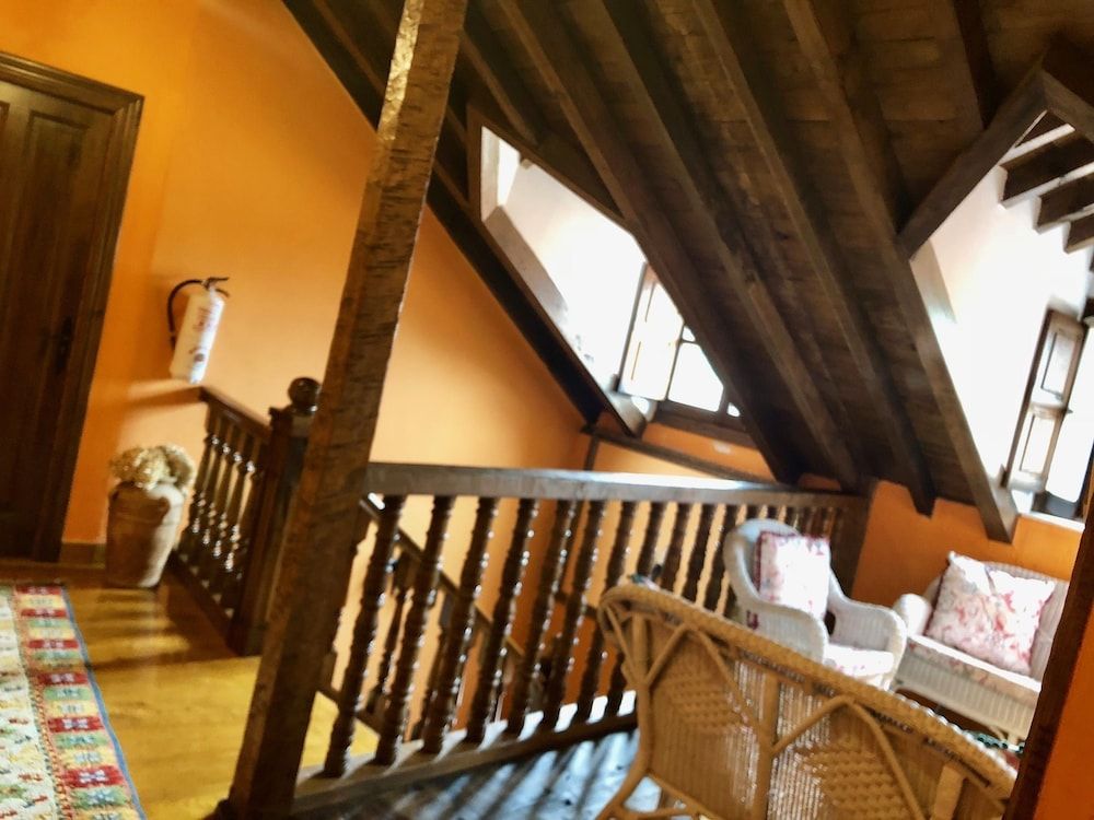 Apartamentos La Casona