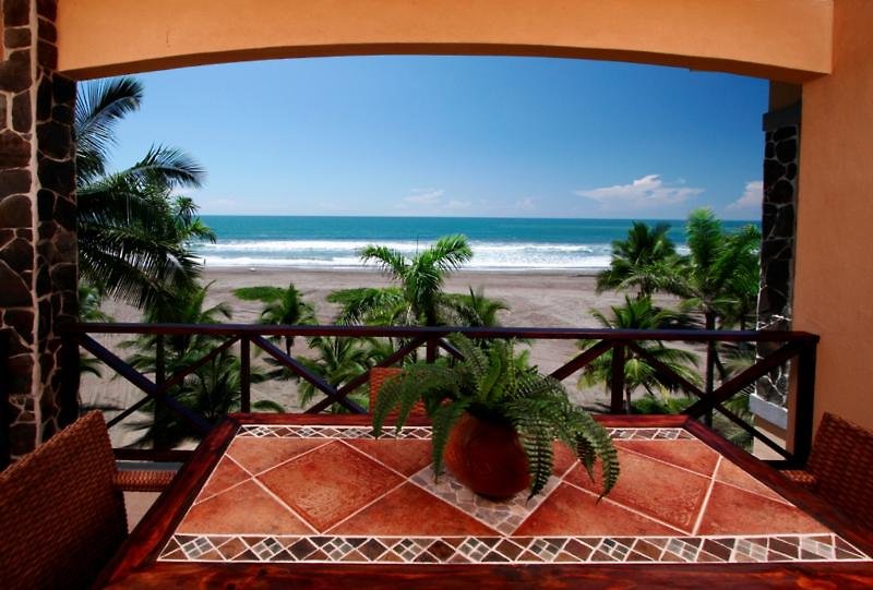 Bahia Encantada