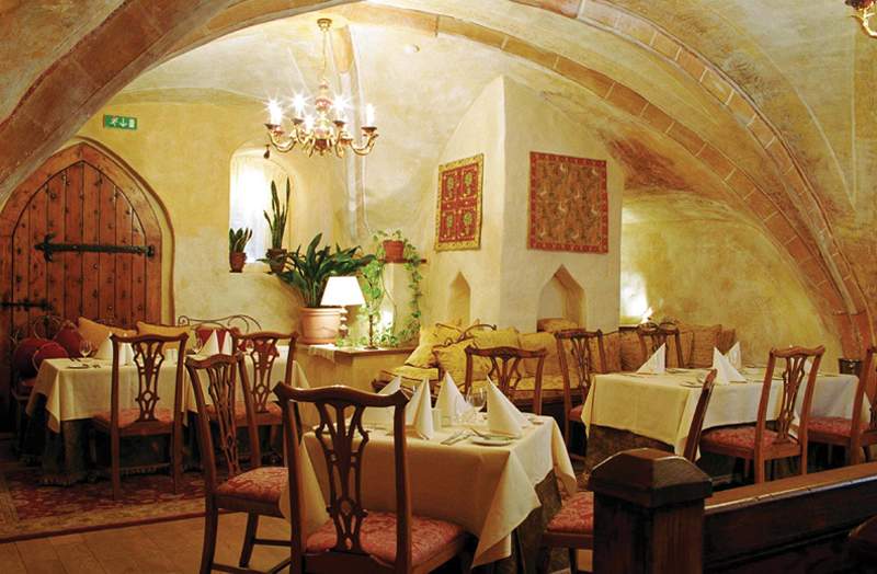 St. Palace Hotel
