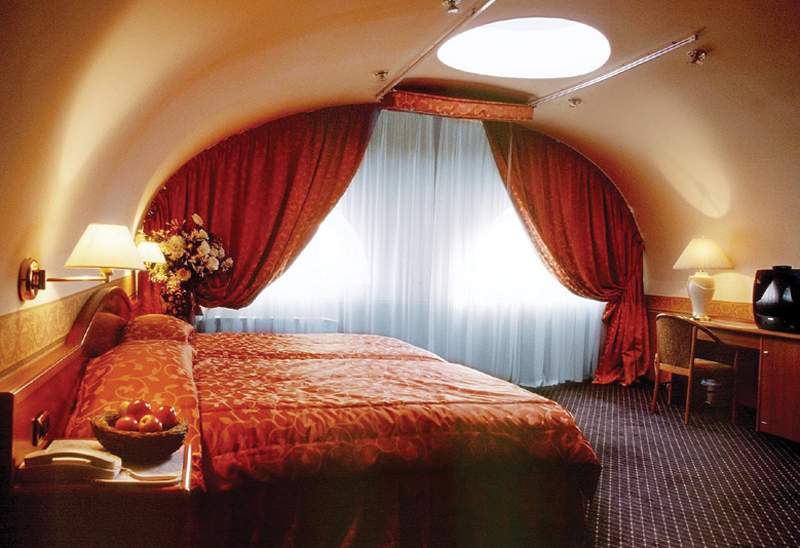 St. Palace Hotel