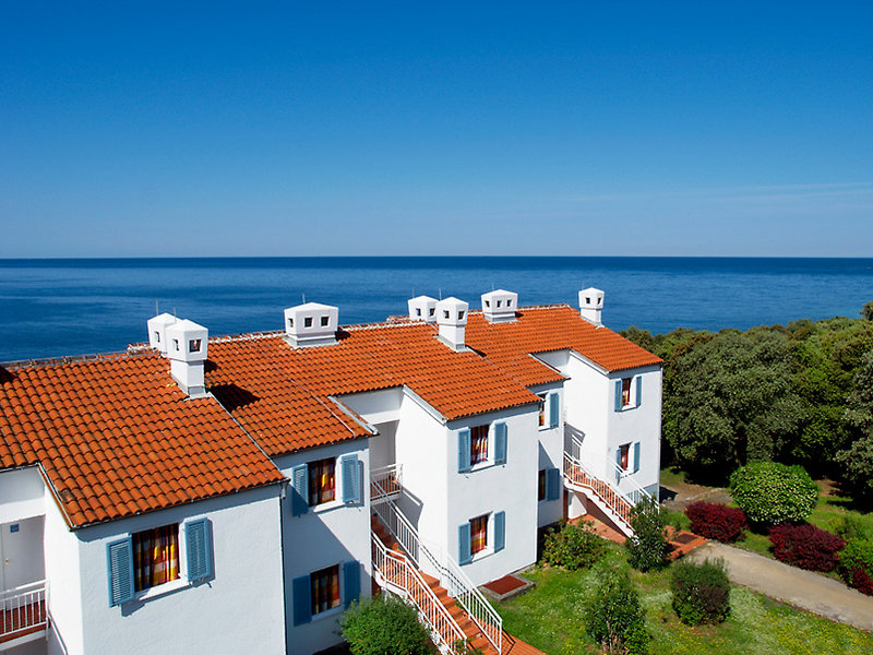 Lanterna Resort