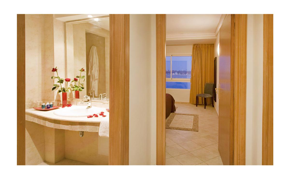 Bianca Beach Family & Resort