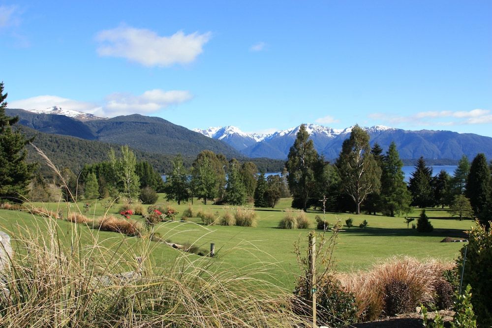 Dock Bay Lodge