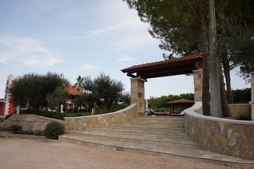 La Maison Rouge Resort