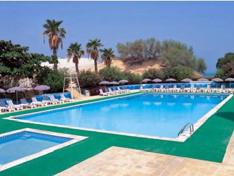 BM Beach Hotel