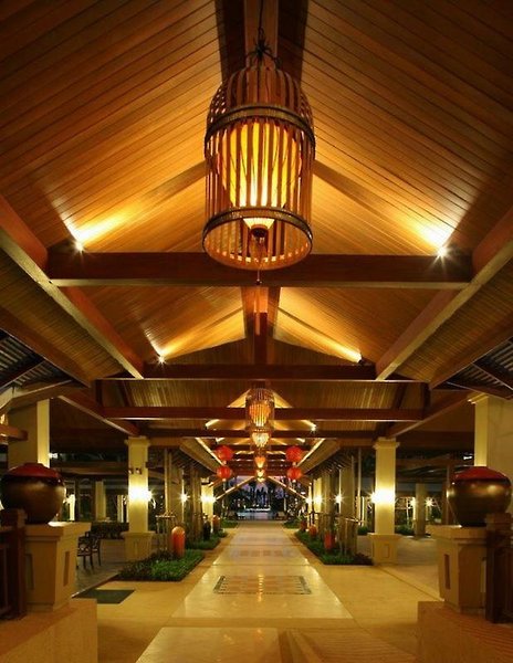 Ravindra Beach Resort & Spa