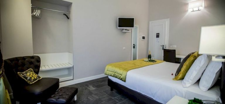Chic & Town Luxury Rooms