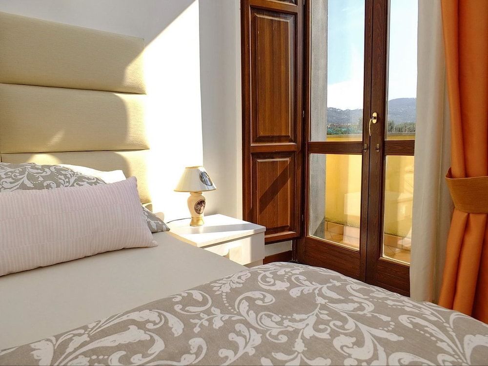 Villa Elisa