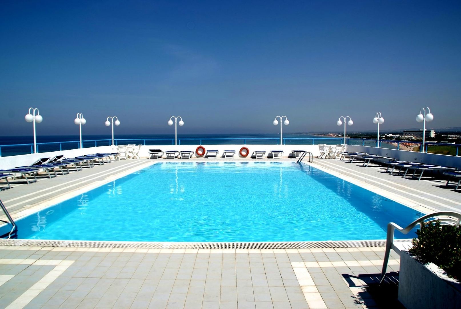 Eden Torre Canne