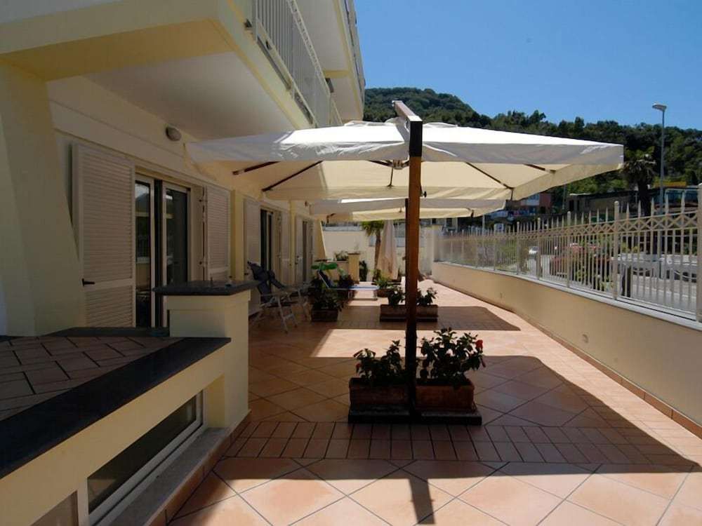 Venustas Park Hotel