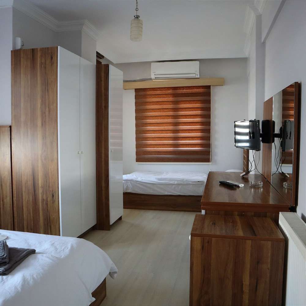 Klas Beach Hotel