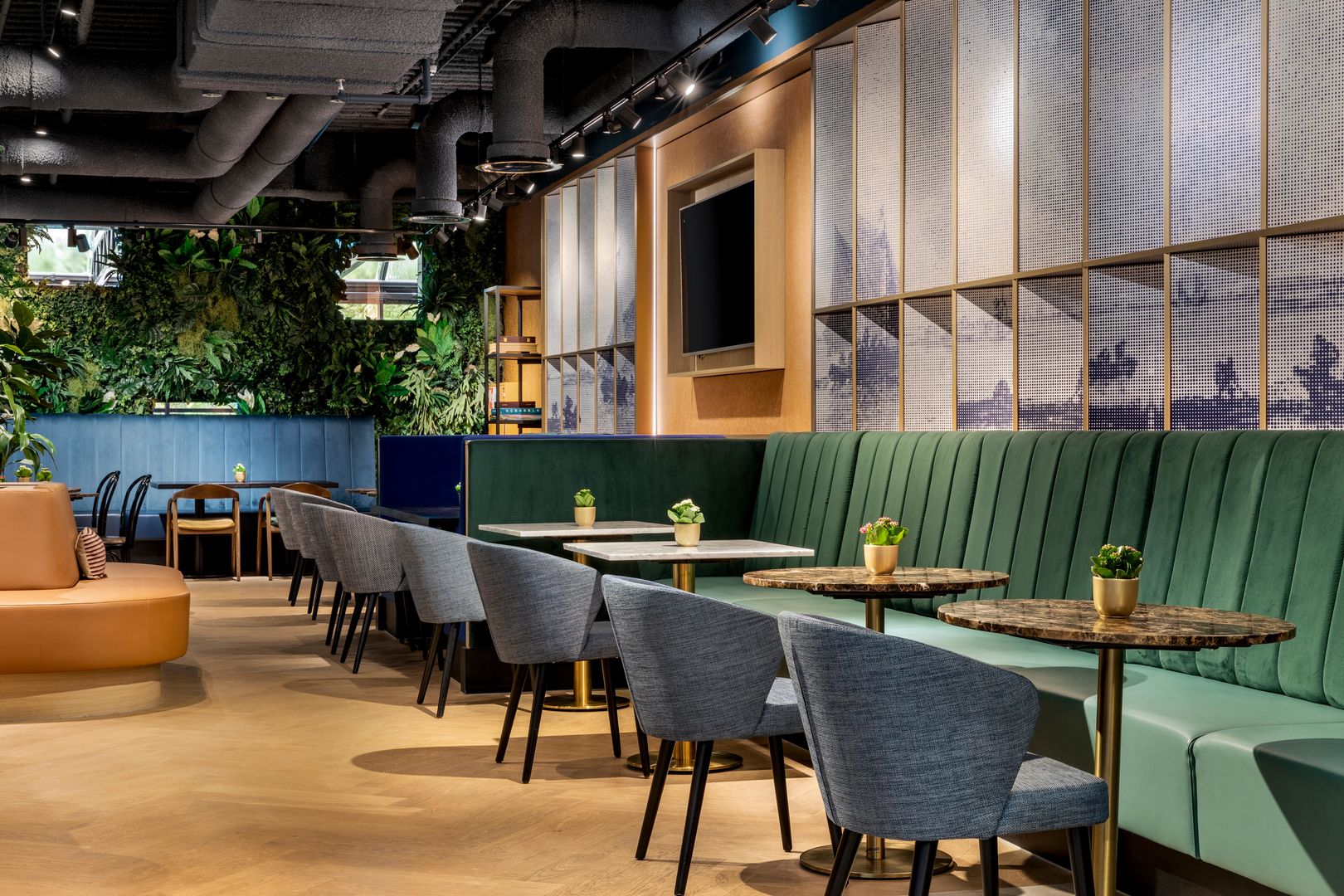 Corendon Amsterdam Schiphol Airport, a Tribute Portfolio Hotel