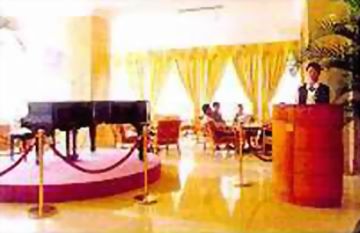 Poly Hotel
