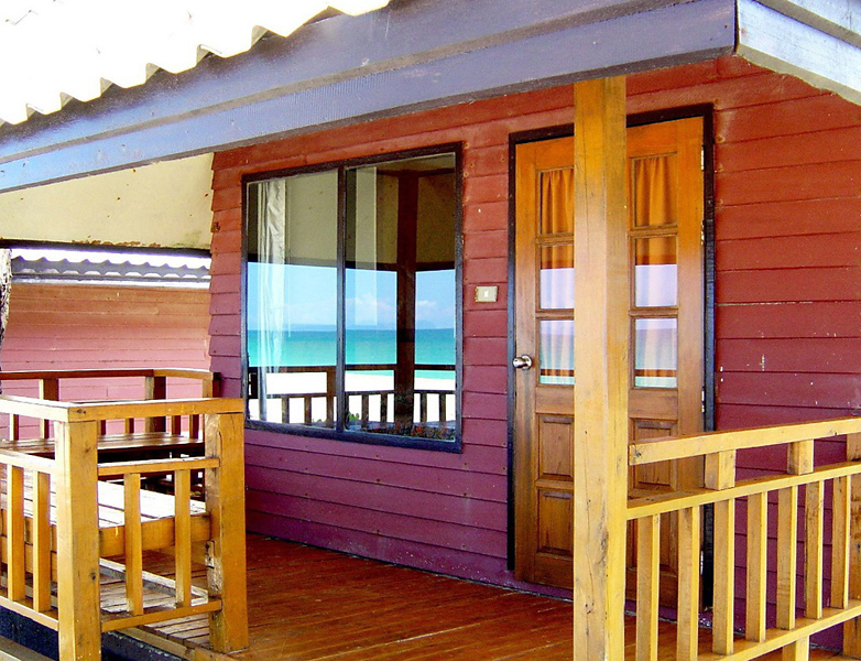 Nakara Long Beach Resort