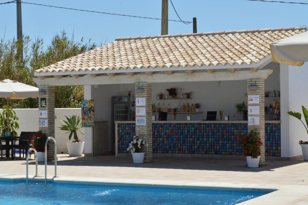 El Capi Hostal Restaurante