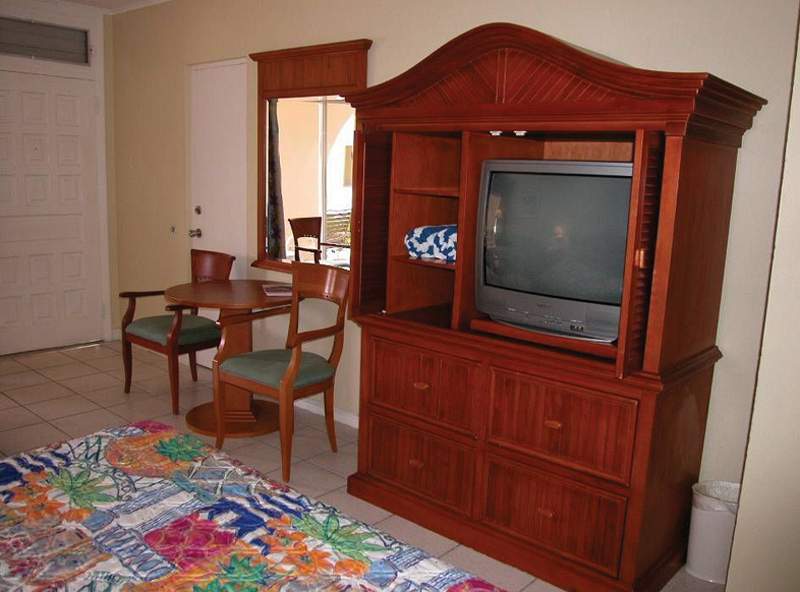 Voco Surfside Aruba By Ihg
