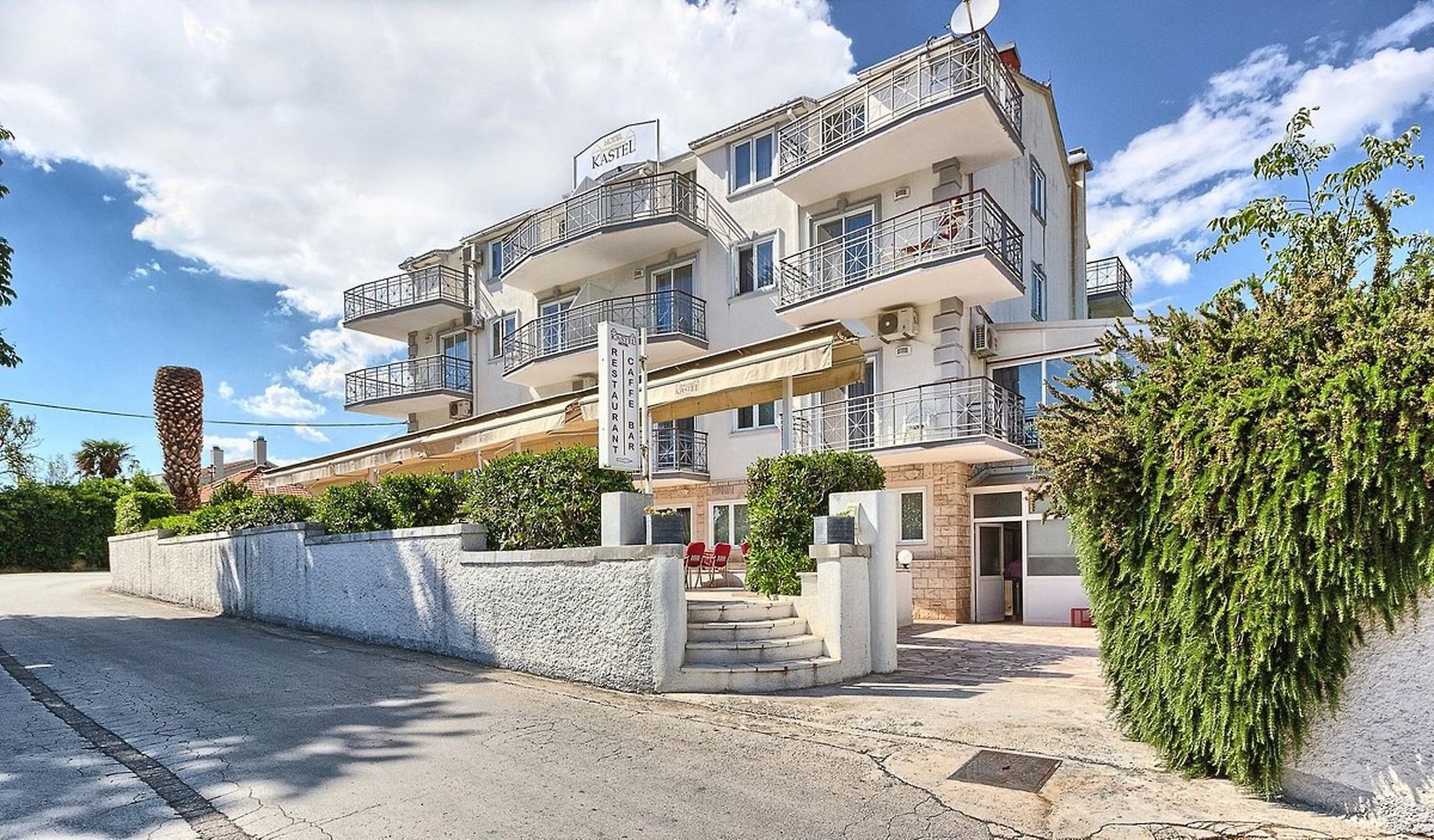 Aqua Guestrooms Kastela