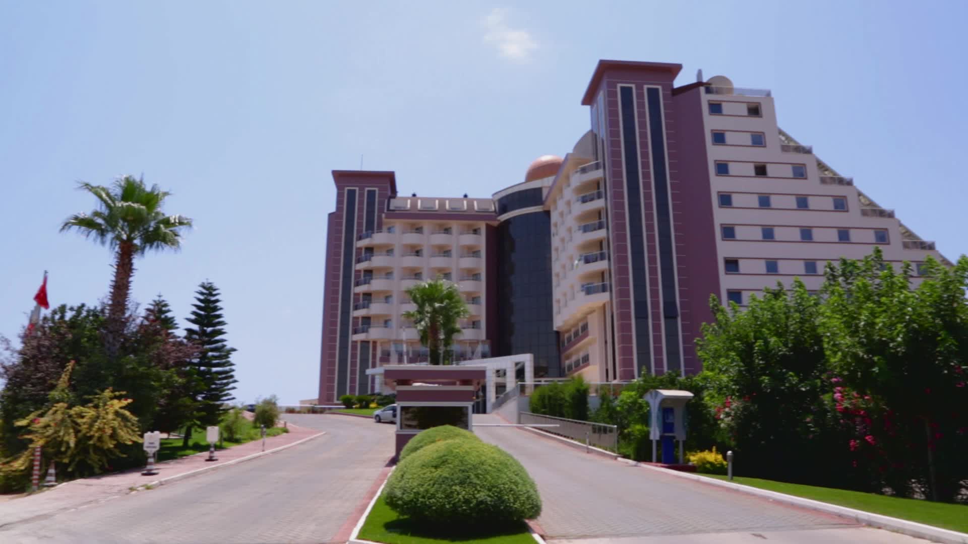Saturn Palace Resort