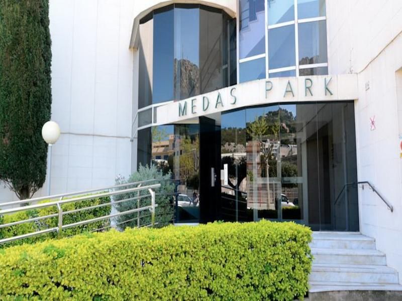 Medes Park