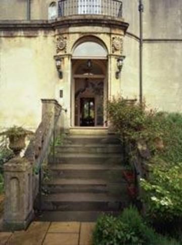 Bloomfield House